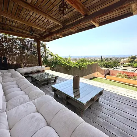 Villa Calyssa Luxury Near Center