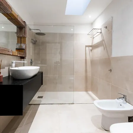 Calyssa Luxury Near Center איביזה העיר